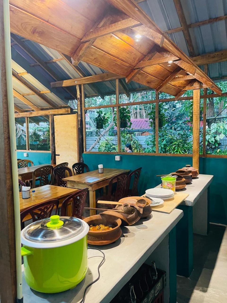 Alass Ga For Pets Lovers Trincomalee Extérieur photo